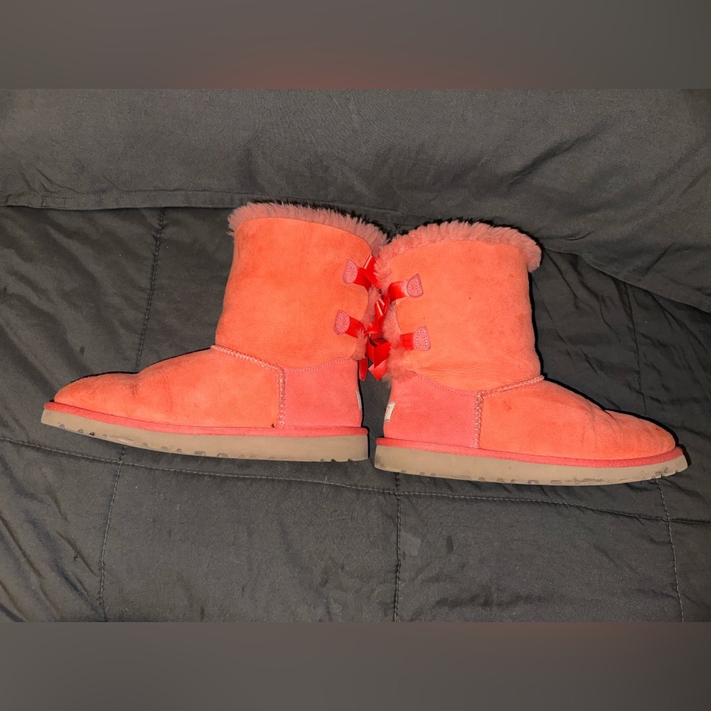 Pink UGG- Big Kids Bailey Bow II Boot size 6 - Picture 5 of 11